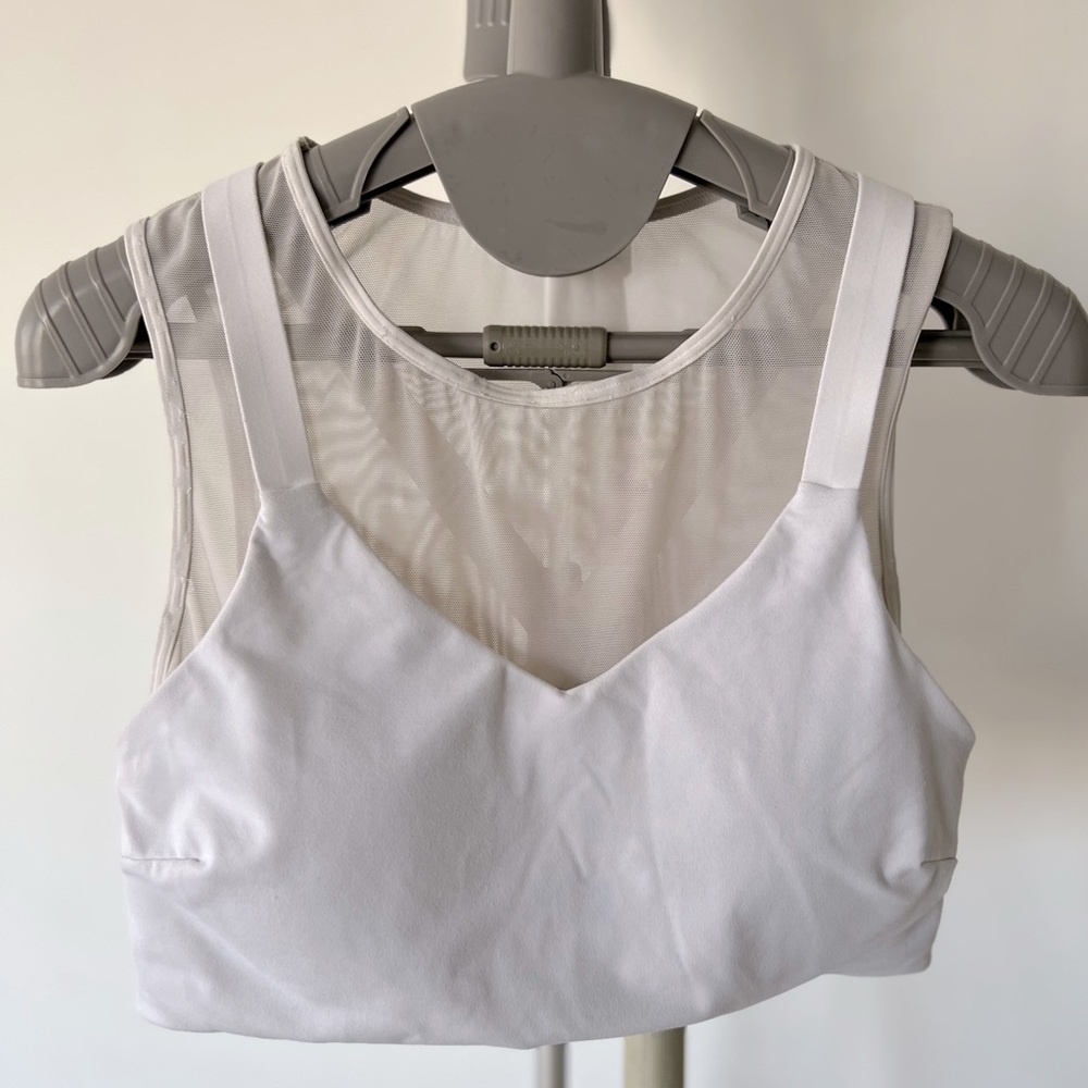 Athleta sports bra top- white -XS